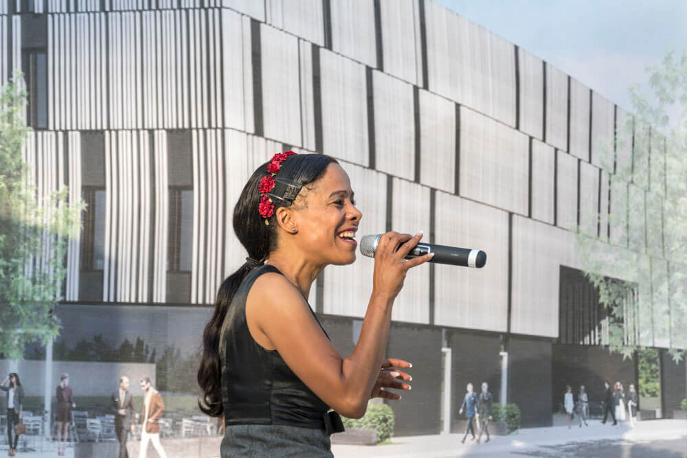Soul- und Gospelsängerin Sylvia Beyerle alias MomBee